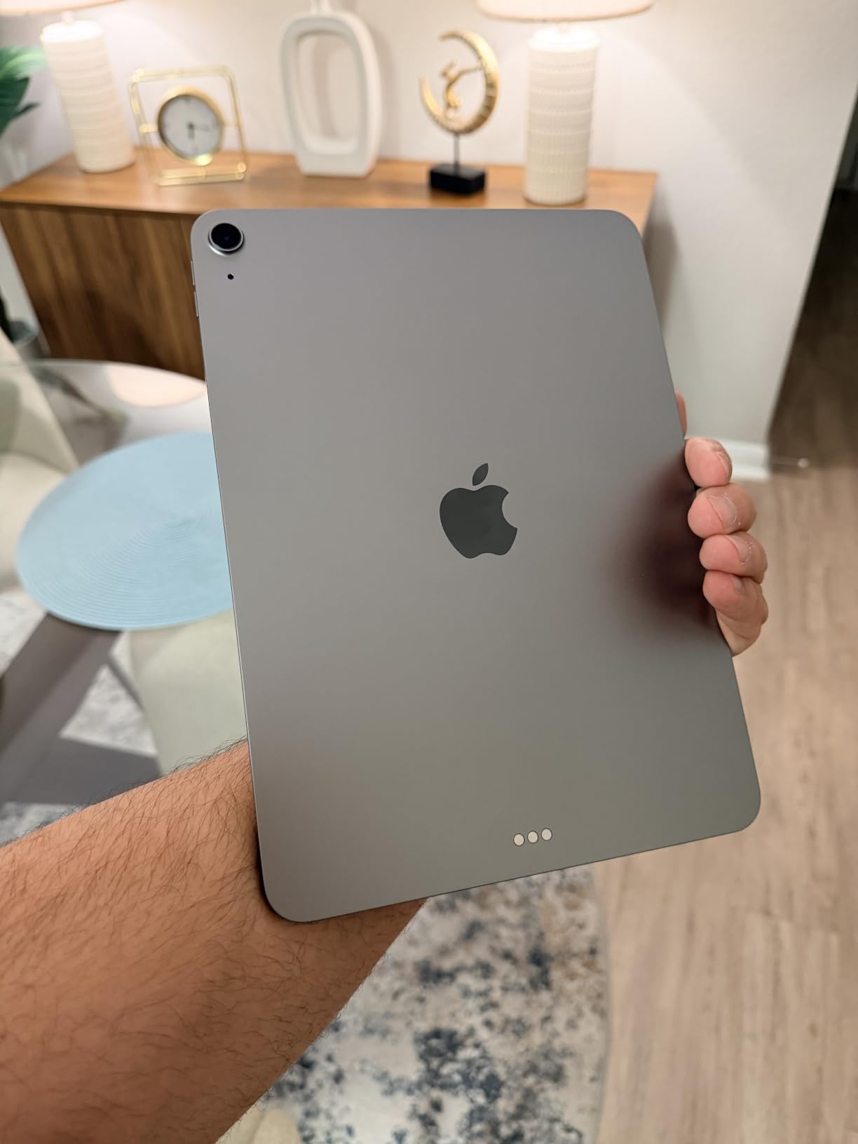Apple iPad Air 11-inch (M4): Liquid Retina Display, 128GB, 12MP Front/Back Camera, Wi-Fi 7 with Apple N1, Touch ID, All-Day Battery Life — Space Gray customer photo 1