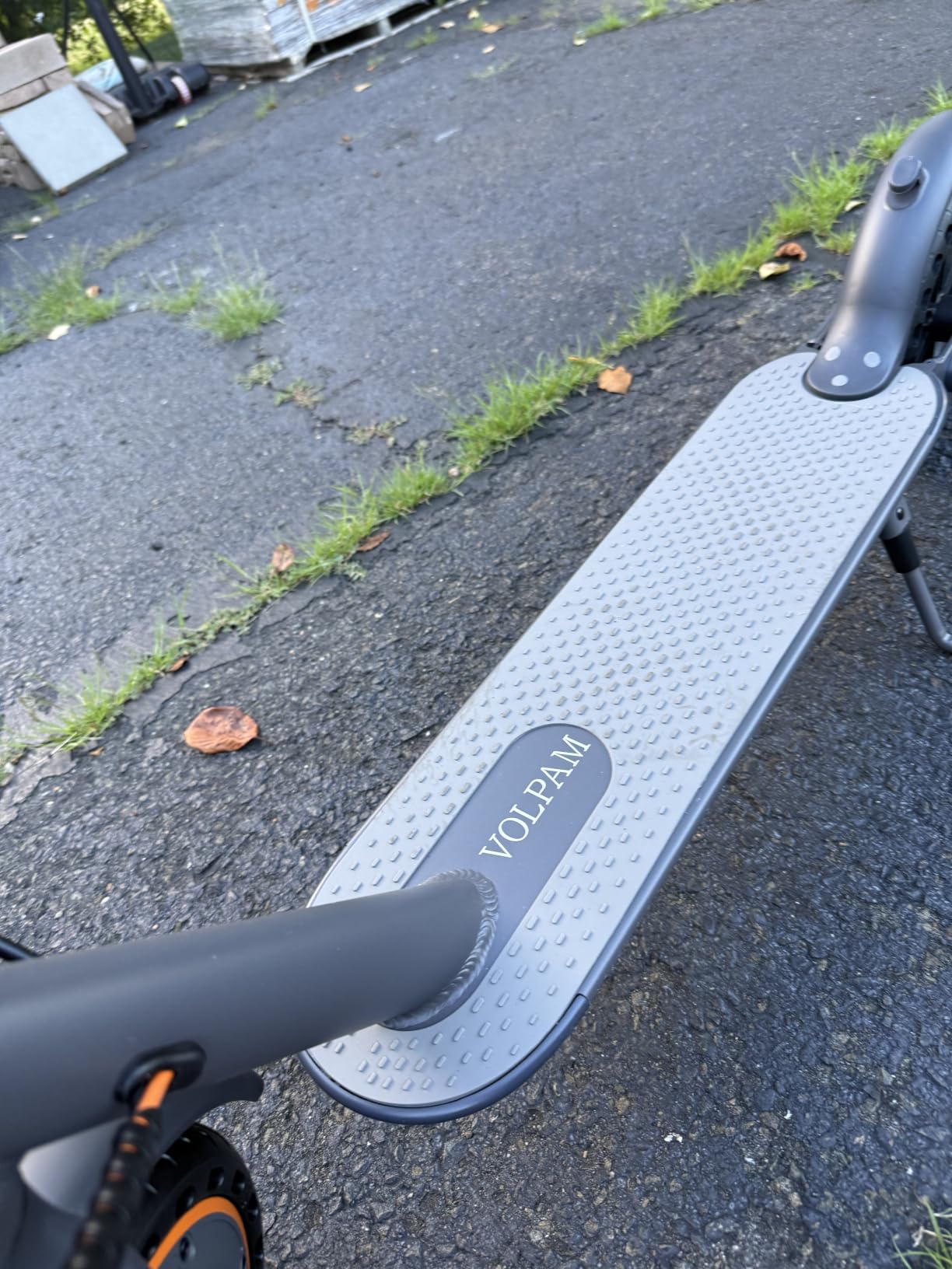 VOLPAM Electric Scooter, 350W/500W Motor, 21/28/40 Miles Long Range customer photo 2
