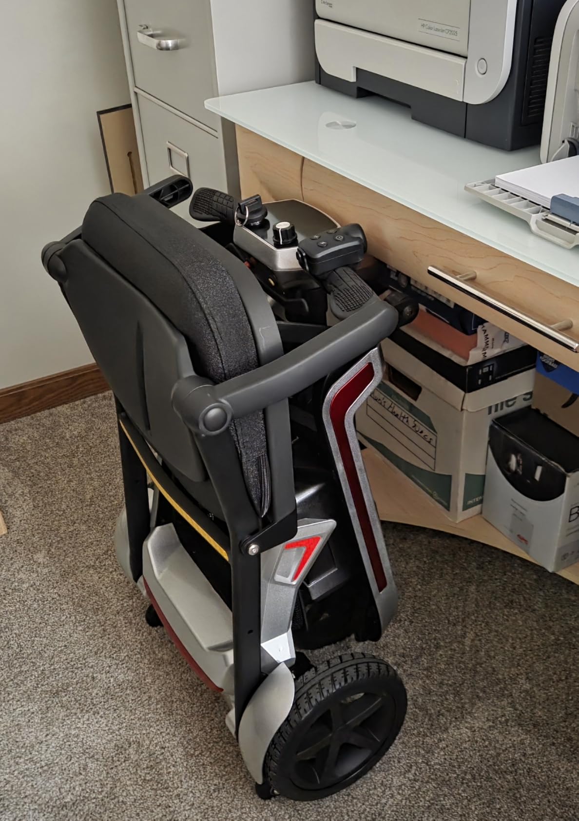 Light Weight Mobility Scooter for Adults, 3 Wheel Mobility Scooter customer photo 2