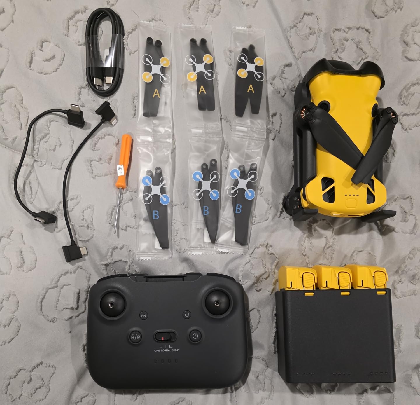 SKYROVER X1 Drone with Camera Combo with Screen Controller, 4K/60fps Video, 8K Photo, 360° Obstacle Avoidance, Under 249g, 9.32-Mi Transmission, AI Night Shot, 96-Min Flight Time with 3 Batteries customer photo 1