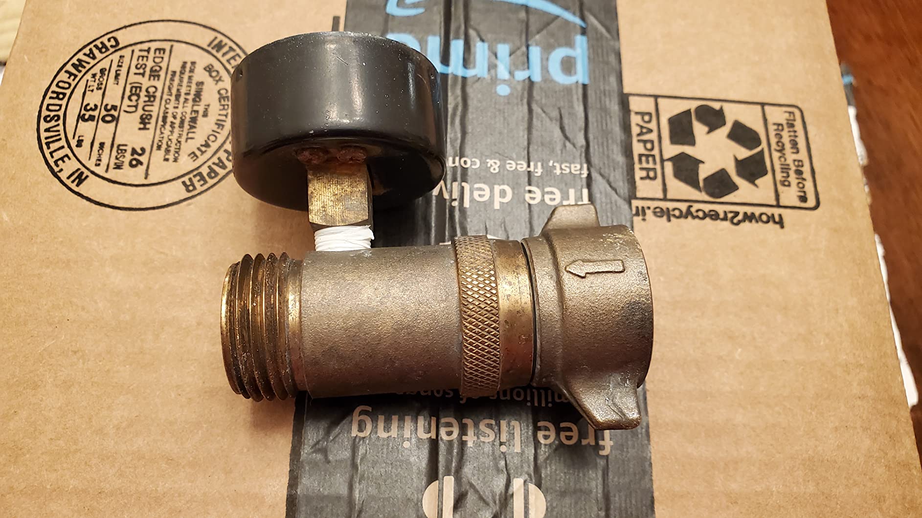 Camco Brass Water Pressure Regulator with Gauge- Helps Protect RV Plumbing and Hoses from High-Pressure City Water - Easy Read Gauge (40064) customer photo 1