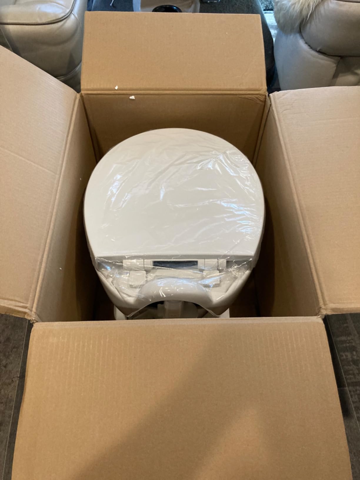 Aqua Magic Style II RV Toilet / Low Profile / White - Thetford 42059 customer photo 2