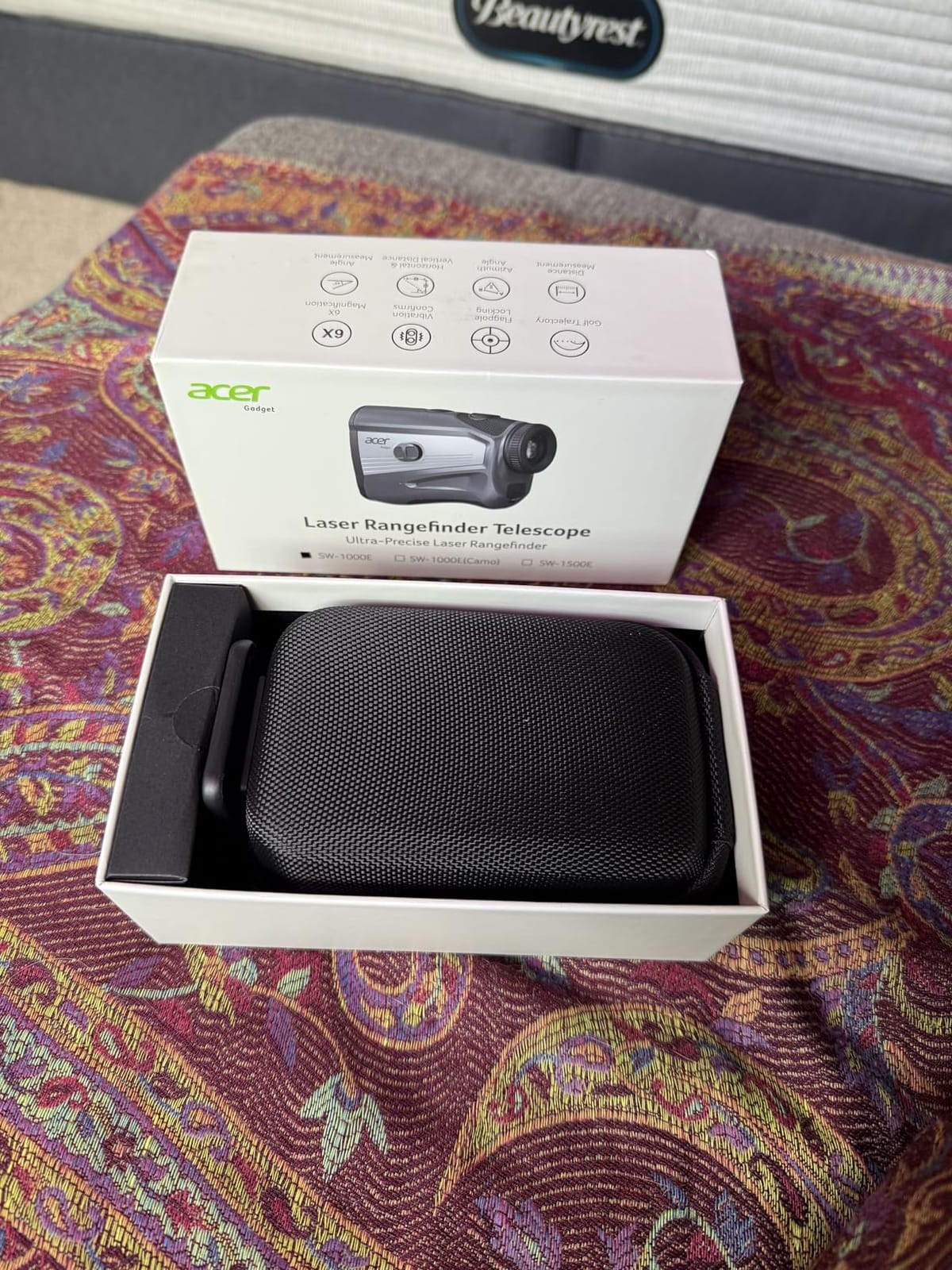 Acer Pro Golf Rangefinder with Slope Switch, Pin Lock Vibration, 1200 Yards customer photo 2