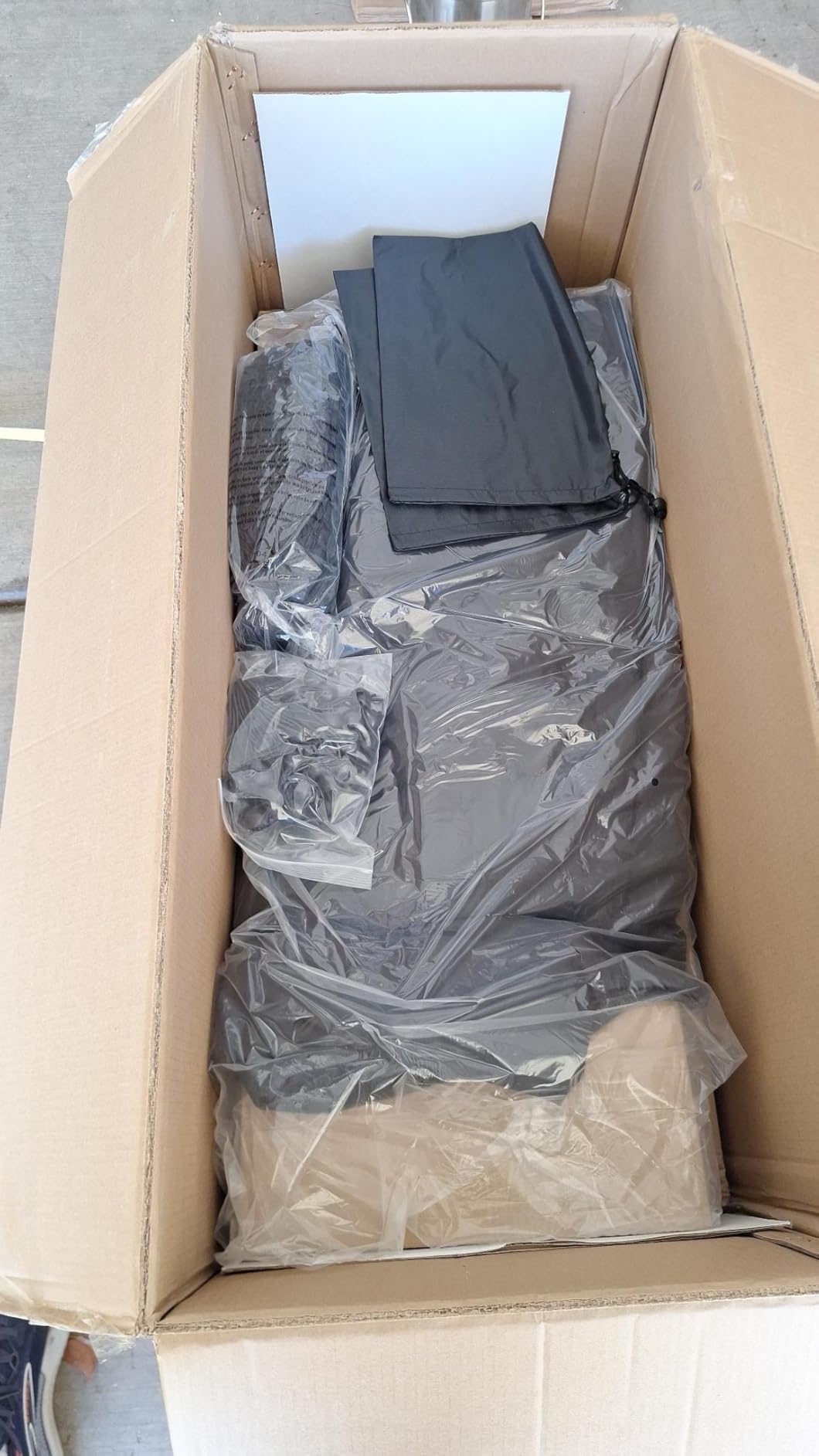 Diandian Golf Simulator Enclosure Kit 10 x 8 ft with 4K-Ready Impact Screen customer photo 1