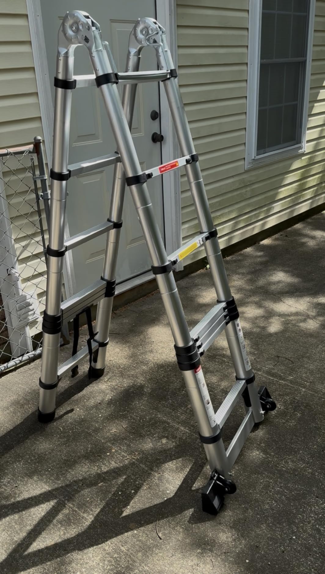 Telescoping Ladder with Hooks, 12.5 FT, 330 lbs Capacity, Silver customer photo 2