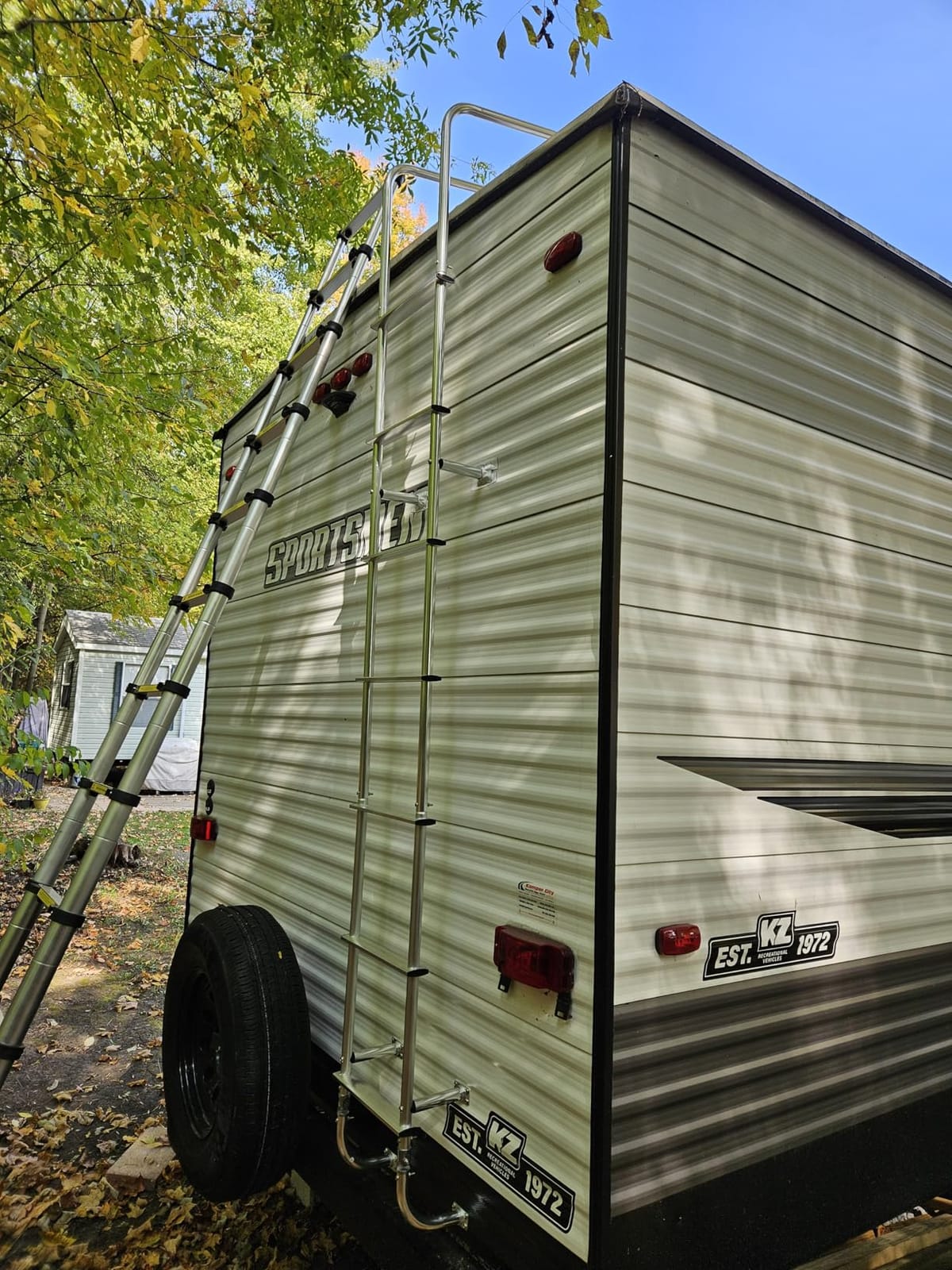 Universal Exterior RV Ladder, Aluminum Travel Trailer Ladder customer photo 2